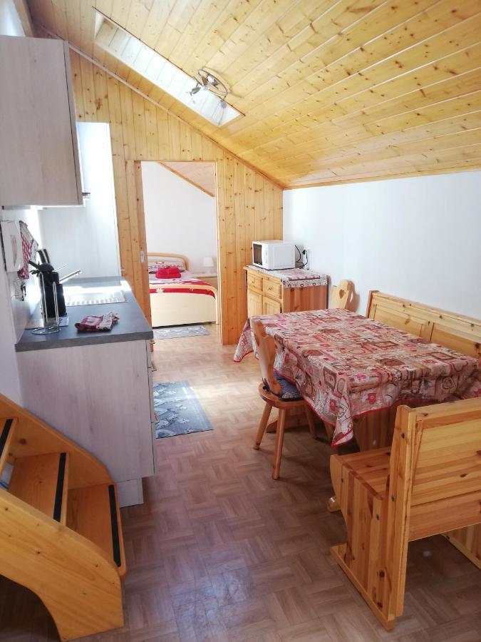 Апартаменты Cesa Pier Sellaronda Dolomiti Кампителло-ди-Фасса Экстерьер фото